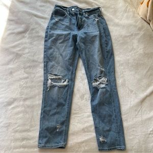 American Eagle Mom Jeans